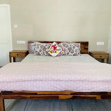 Appartamento Atithya Udaipur Esterno foto